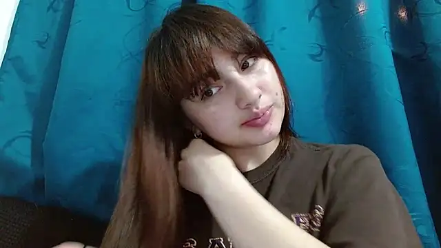 Snapshot of Damian_n_Maya chatting on February 21, 3:01 am Damian n Maya online show from February 21, 3:01 am