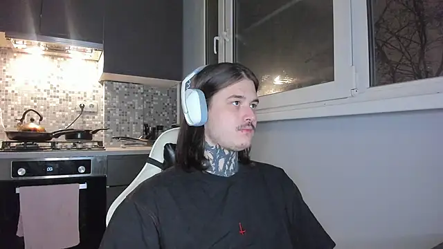 Snapshot of _torfin_ chatting on December 24, 7:00 pm torfin online show from December 24, 7:00 pm