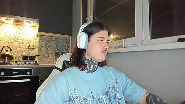 Snapshot of _torfin_ chatting on January 3, 3:01 pm torfin online show from January 3, 3:01 pm