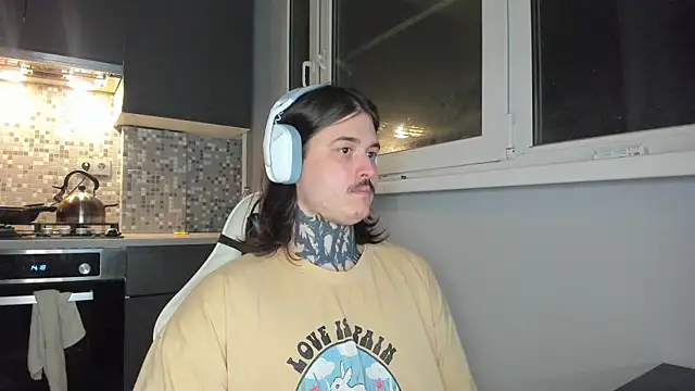 Snapshot of _torfin_ chatting on January 12, 7:42 pm torfin online show from January 12, 7:42 pm