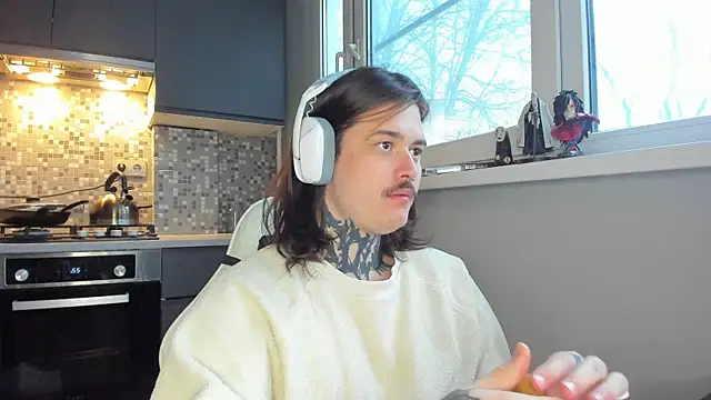 Snapshot of _torfin_ chatting on February 11, 6:30 am torfin online show from February 11, 6:30 am