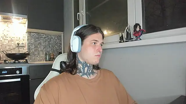 Snapshot of _torfin_ chatting on February 16, 7:16 pm torfin online show from February 16, 7:16 pm