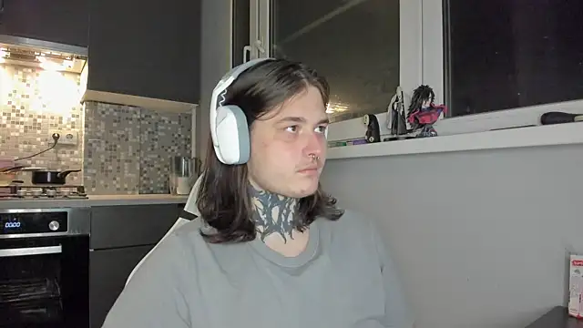 Snapshot of _torfin_ chatting on March 16, 7:17 pm torfin online show from March 16, 7:17 pm