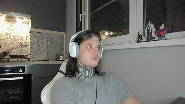 Snapshot of _torfin_ chatting on March 20, 8:19 pm torfin online show from March 20, 8:19 pm