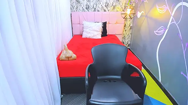 EmmaaEvans  online show from December 27, 3:09 am