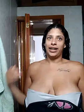 Snapshot of Shura_xxxBig chatting on February 12, 2:28 am Shura xxxBig online show from February 12, 2:28 am