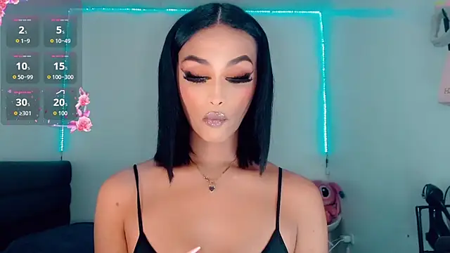 Snapshot of _Riannagarcia_ chatting on October 23, 3:17 am Riannagarcia online show from October 23, 3:17 am