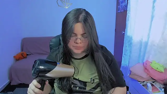 Snapshot of Aria_Fullbuster chatting on February 13, 2:46 pm Aria Fullbuster online show from February 13, 2:46 pm