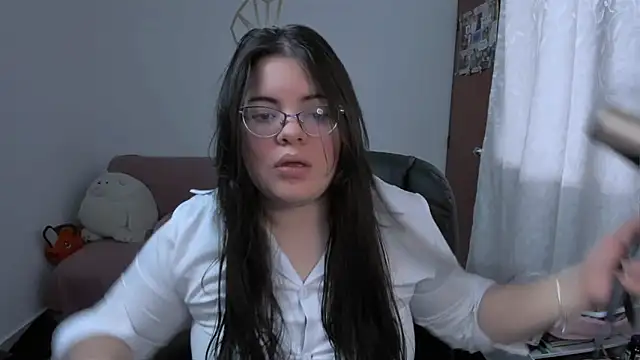 Snapshot of Aria_Fullbuster chatting on February 22, 7:01 pm Aria Fullbuster online show from February 22, 7:01 pm