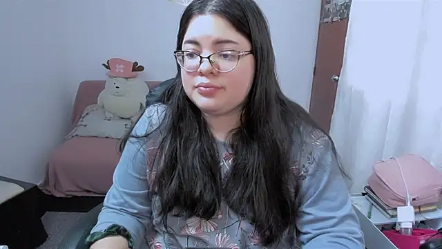 Snapshot of Aria_Fullbuster chatting on February 28, 8:10 pm Aria Fullbuster online show from February 28, 8:10 pm