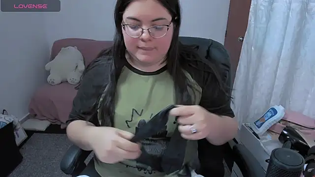 Snapshot of Aria_Fullbuster chatting on March 21, 10:24 pm Aria Fullbuster online show from March 21, 10:24 pm