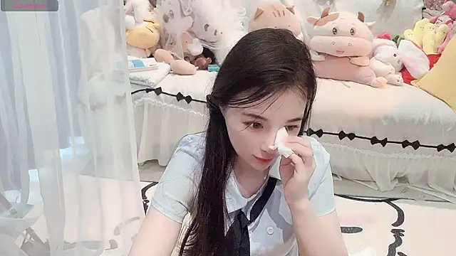 AKiKi711 online show from May 6, 4:52 am