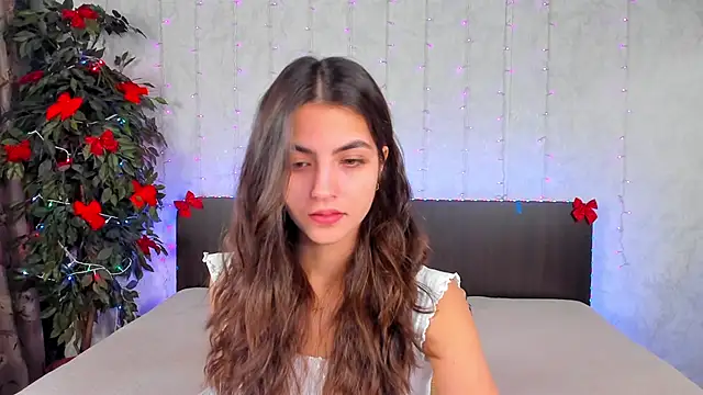 Milana Crystal  online show from January 17, 8:24 am