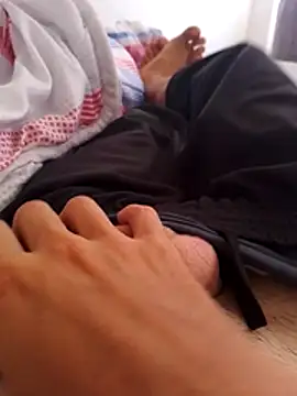 Snapshot of Adee21e chatting on January 10, 3:25 pm Adee21e online show from January 10, 3:25 pm