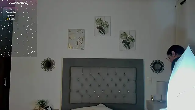 Snapshot of Kylie2211 chatting on September 20, 2:01 am Kylie2211 online show from September 20, 2:01 am