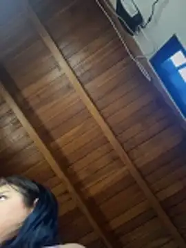 Snapshot of Kylie2211 chatting on November 21, 11:09 am Kylie2211 online show from November 21, 11:09 am