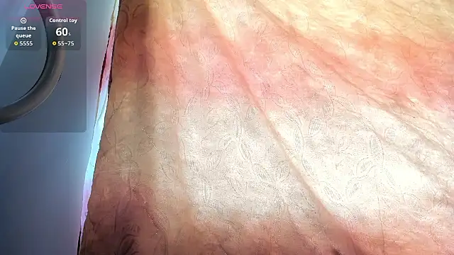 Snapshot of Kylie2211 chatting on January 14, 3:28 pm Kylie2211 online show from January 14, 3:28 pm