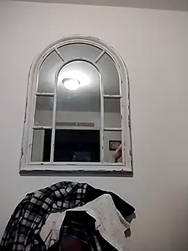 Snapshot of sirchubster chatting on November 26, 8:37 am sirchubster online show from November 26, 8:37 am