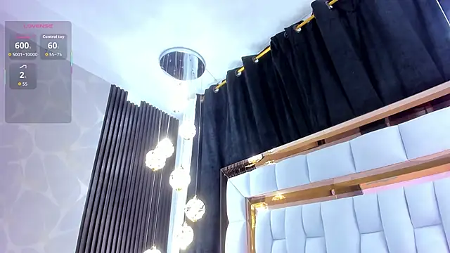 SarayRoyse online show from November 24, 7:24 pm