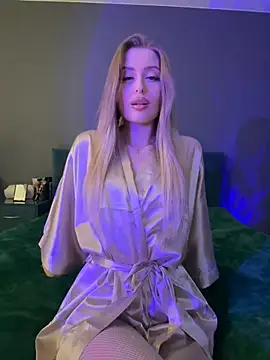 Sweet  Milly online show from January 20, 7:57 pm