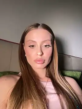 Sweet  Milly online show from May 7, 3:06 pm