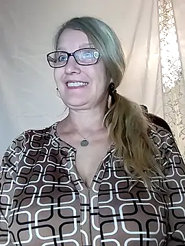 irinamaux online show from January 9, 2:29 pm