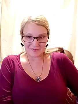 irinamaux online show from January 31, 2:07 pm
