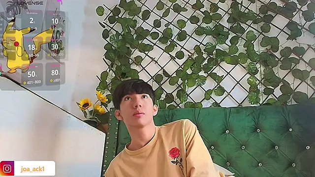 Levii Ackermann online show from February 5, 2:05 pm