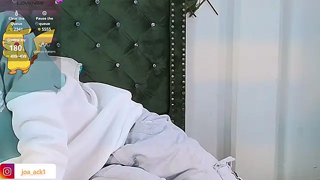 Levii Ackermann online show from February 6, 2:48 pm