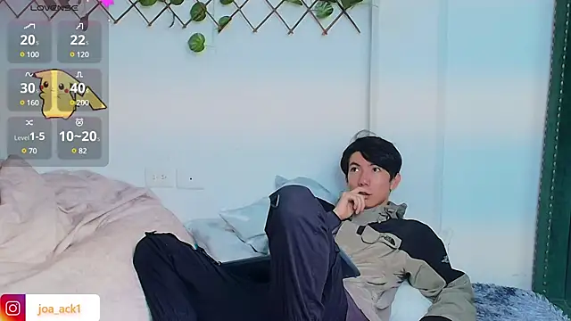 Levii Ackermann online show from March 11, 2:40 pm