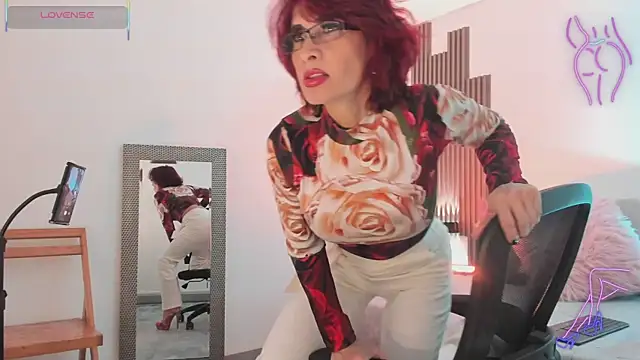 Snapshot of fransheska_rossi chatting on October 11, 12:04 pm fransheska rossi online show from October 11, 12:04 pm