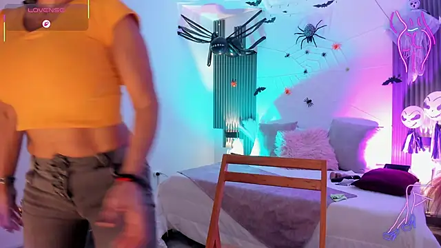 Snapshot of fransheska_rossi chatting on October 27, 12:42 pm fransheska rossi online show from October 27, 12:42 pm