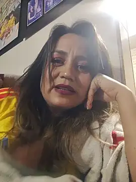 silvana queen07 online show from July 4, 1:12 am