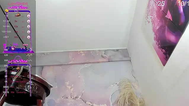 Snapshot of VALERIAQUEENTS chatting on October 10, 1:10 pm VALERIAQUEENTS online show from October 10, 1:10 pm