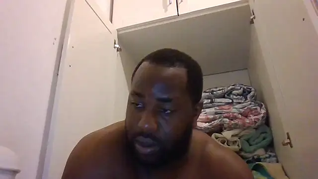 Bighood T online show from May 8, 3:34 am