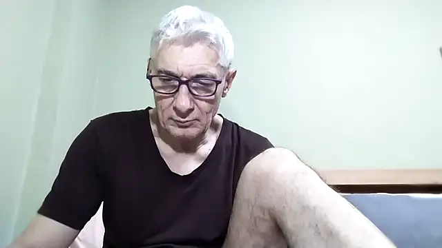 BIGUNCUTHARDCOCK online show from October 13, 2:22 am