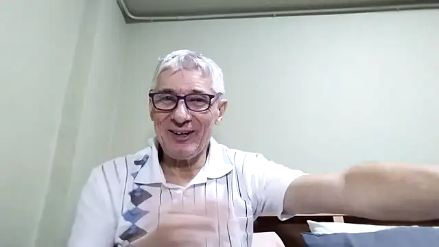 BIGUNCUTHARDCOCK online show from October 14, 2:18 pm