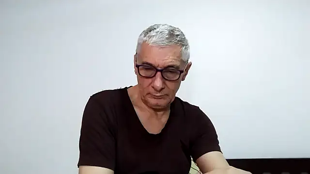 BIGUNCUTHARDCOCK online show from March 1, 1:40 am