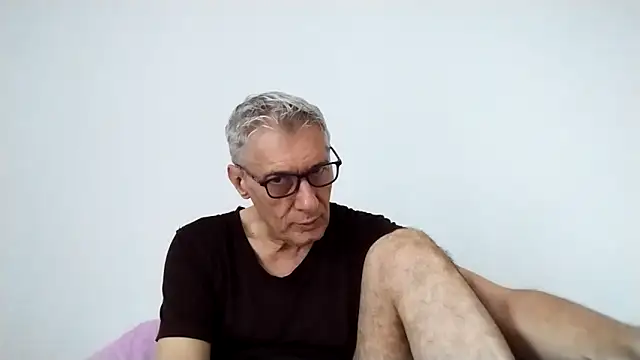BIGUNCUTHARDCOCK online show from May 4, 12:17 am