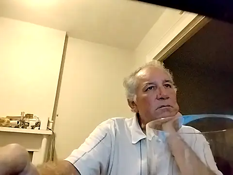 Snapshot of XXCUTHULU23 chatting on September 27, 5:23 am XXCUTHULU23 online show from September 27, 5:23 am