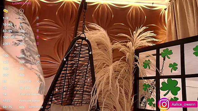 Aliceowenn online show from March 16, 11:25 pm