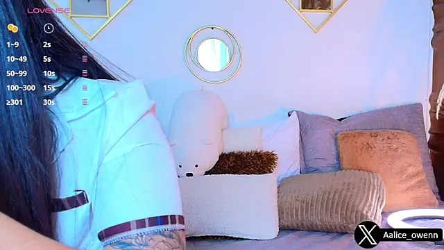 Aliceowenn online show from September 13, 9:14 pm