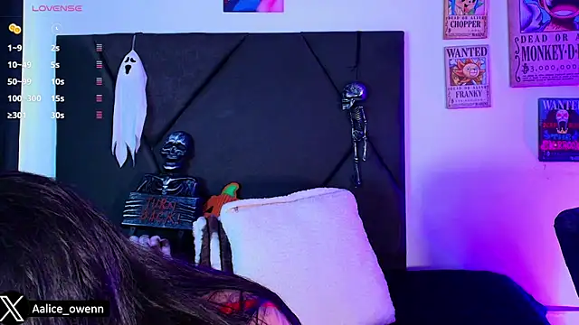 Aliceowenn online show from October 26, 9:42 pm
