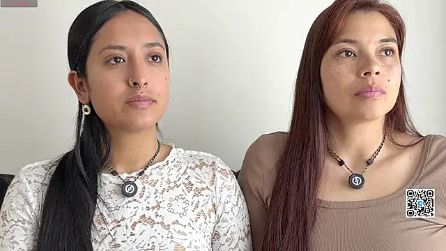 2SummerLove1 online show from May 9, 7:41 pm