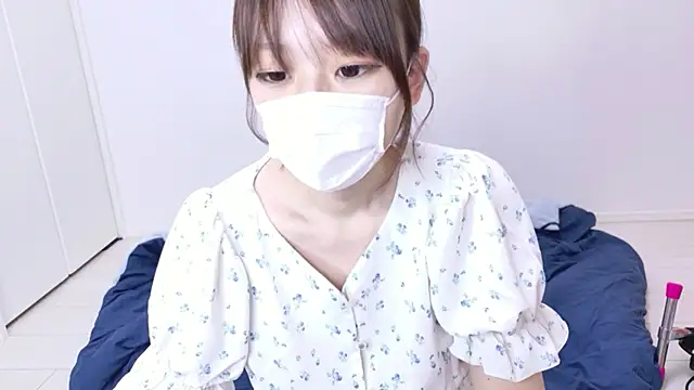 hi---chan- online show from April 27, 8:07 pm