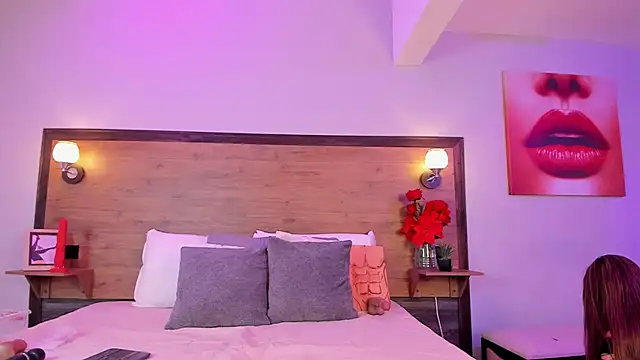 EmmaBakeer online show from October 7, 10:56 am