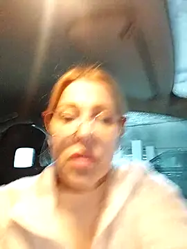 Snapshot of blondyruby chatting on March 15, 9:48 am blondyruby online show from March 15, 9:48 am