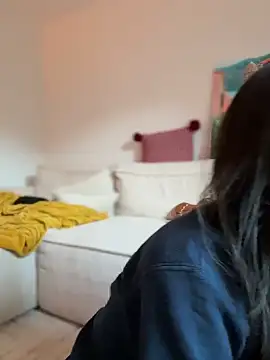  Juliette online show from February 23, 4:37 pm