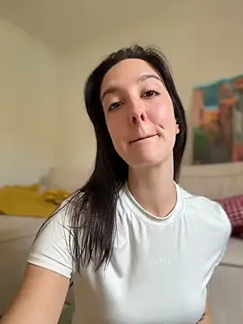  Juliette online show from May 19, 1:39 pm