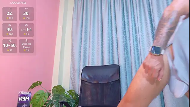 lean arcos online show from December 15, 7:40 pm